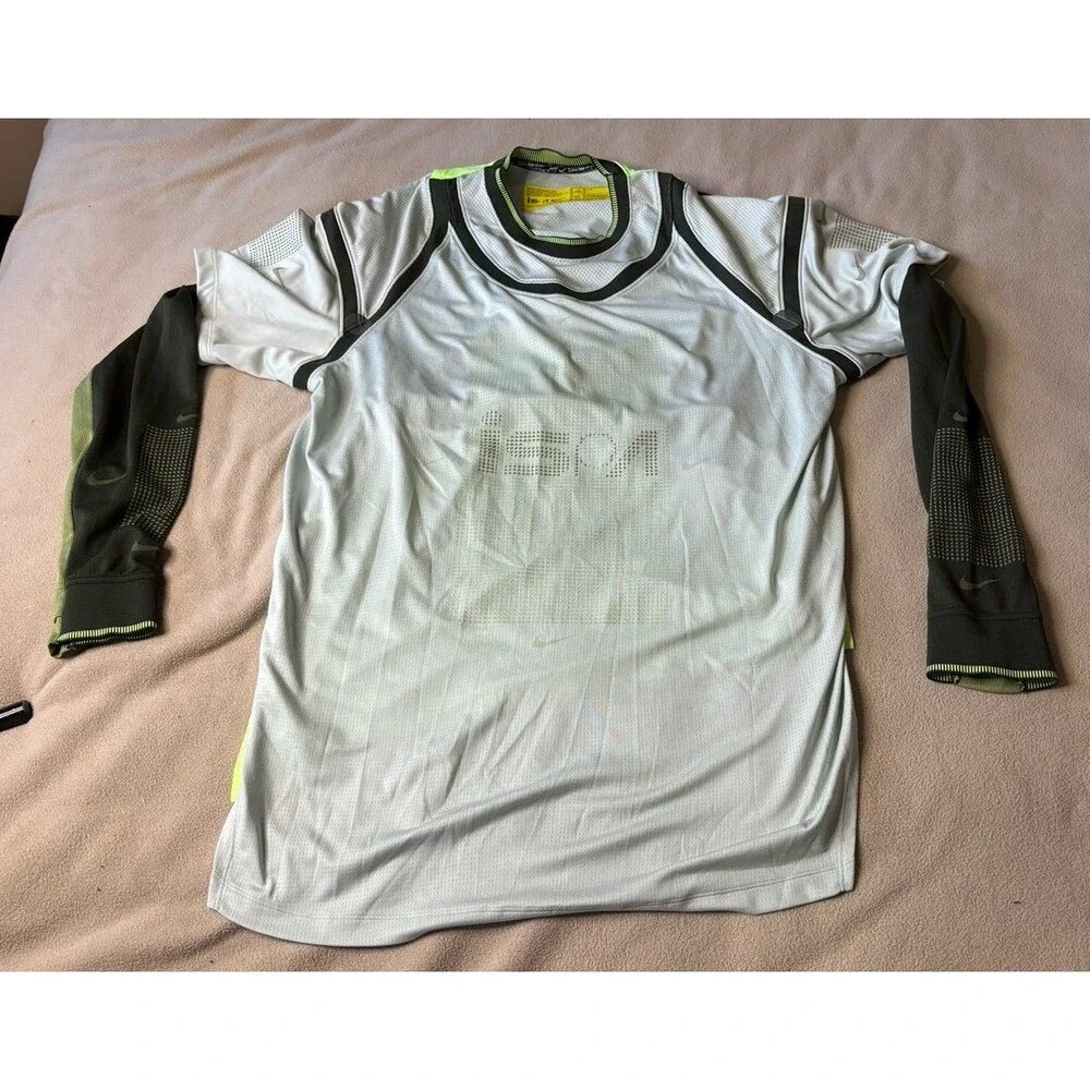 Nike ISPA Long-Sleeve Top Mens Activewear Sweat-Wicking FB2705-034 Size M